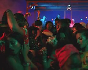 Sexy Rihanna Sexy & DJ Khaled - Wild Thoughts ft. Bryson Tiller (2017) 