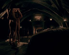 Caitriona Balfe - Outlander S1E07