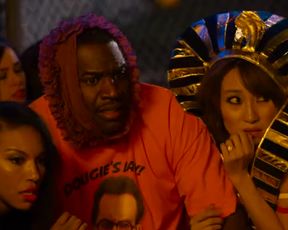 Hot scene Nicky Whelan sexy - The Wedding Ringer (2015) 