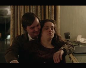 Naked scenes Franziska Hartmann, Bibiana Beglau & Valentina Sauca - Über Barbarossaplatz