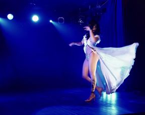 Burlesque Strip SHOW - Betsy Swoon - Champagne Smash