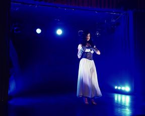 Burlesque Strip SHOW - Betsy Swoon - Champagne Smash