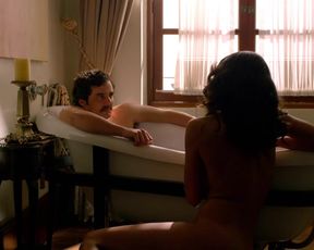 Sexy Stephanie Sigman Sexy - Narcos (2015) s01e03 