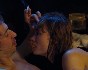 Sexy Lucy Gordon Nude - Gainsbourg (2010) 