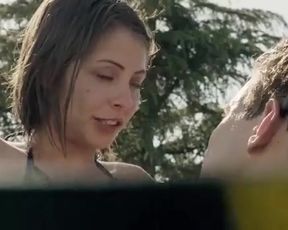 Sexy Willa Holland Sexy - Blood In The Water (2016) 