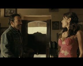 Hot actress Elizabeth Cervantes Nude - El infierno (2010) 