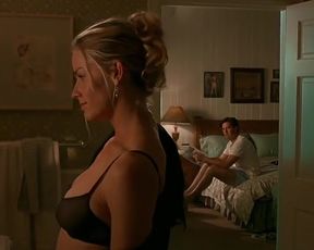 Hot scene Elisabeth Shue Sexy - The Trigger Effect (1996) 