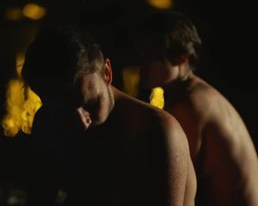 Stefanie van Leersum Nude - Sevilla (2012)