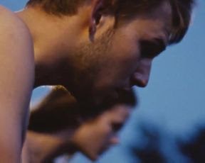 Stefanie van Leersum Nude - Sevilla (2012)