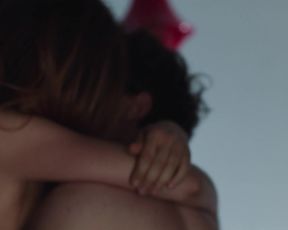 Claudia Eisinger, Zora Schiffer, Ella Rumpf - Gut gegen Nordwind (2019) Nude sexy video