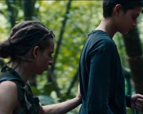 Julianne Nicholson, Karen Quintero, Laura Castrillon nude - Monos (2019)