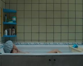 Natalya Pavlenkova - Zoologiya (2016) Sexy film scene