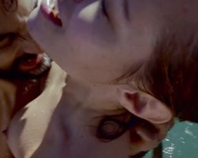 Lucia Delgado - El arbol de la sangre (2018) Sexy movie video