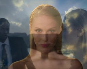 Alexandra Turcan - Emily in Paris s01e03 (2020)