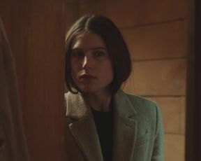 Pamela Anderson nude - The_People_Garden (2016)