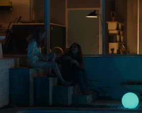 Emma Roberts, Dree Hemingway hot scenes - In a Relationship (2018)