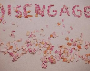 Hannah Pearl Utt, Jen Tullock - Disengaged s01e09 (2016) Naked movie scene