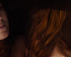 India Menuez, Ellie Bamber naked - Nocturnal Animals (2016)