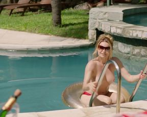 Rita Guedes, & other actresses - 1 Contra Todos s04e01e03 (2020) Naked TV movie scene