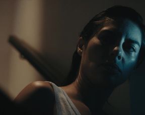 Natalia Mateo, Mariana Cordero, Natalia de Molina - Animales sin collar (2018) celebs hot movie scene