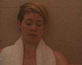 Aubrey_Plaza__Alice_Wetterlund_-_Mike___Dave_Need_Wedding_Dates (2016)