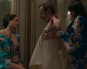 Levana Laverdure, Sara Giacalone, Toni Collette nude - Birthmarked (2018)