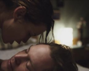 Anja Kling - Der gleiche Himmel s01e03 (2017) Nude sexy scenes