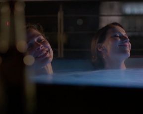 Meike Droste, Bettina Lamprecht naked - Frau Temme sucht das Gluck Der Charakter der Macht (2017)