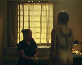 Nina Dogg Filippusdottir naked - Fangar  (2017) (Season 1, Episode 2)
