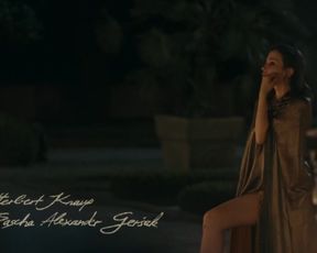 Helen Woigk - Die Puppenspieler (2017) Nude "topless" scene