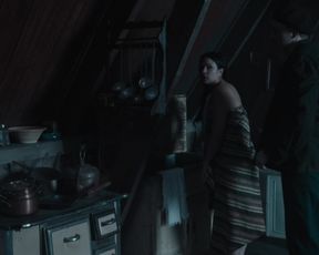 Dewi Reijs - Een Echte Vermeer (2016) Naked actress in a TV movie scene