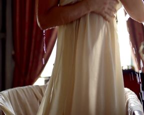 Eloise Smyth, Jessica Brown Findlay Harlots s01e03 (2017) Naked movie scene
