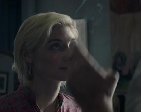 Elizabeth Debicki - The Burnt Orange Heresy (2019) celeb hot scene