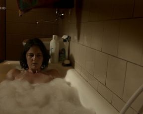 Eva Vrbkova - Muzi v riji (2009) Nude sexy video