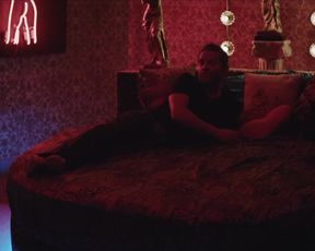 Romy Louise Lauwers nude - Chaussee d'Amour s01e06 (2016)