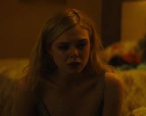 Elle Fanning - Galveston (2018) celebs topless scenes