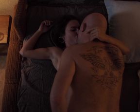 Katerina Janeckova - Narodni trida (2019) Сut nude scene