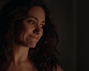 Emmy Rossum nude - Shameless  (2017) (Season 8, Episode 1)