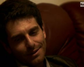 Weronika Ksiazkiewicz - L'ispettore Coliandro s05e01 (2016) Naked actress in a sexy scenes