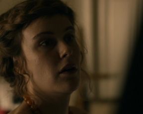 Carla Juri - Paula (2016) celebrity hot movie scene