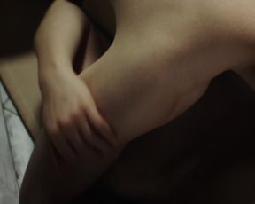 Maria Pedraza sex - Amar (2017)