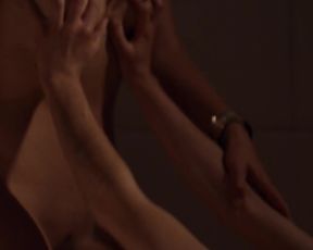 Eloise Valli nude - Folle d'amour (2017)