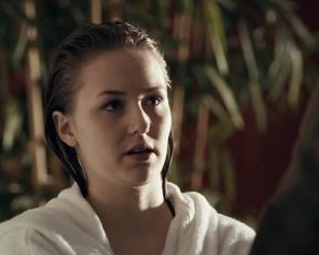 Marie Bendig - Tatort e1010 (2017) Naked actress in a movie scenes