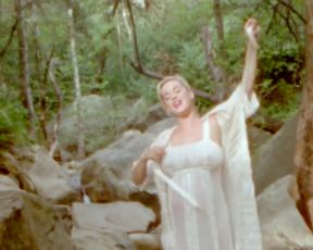 Katy Perry sexy - Daisies (2020)