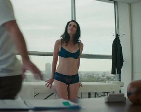 Melissa Desormeaux-Poulin - Le trip a trois (2017) Naked movie video
