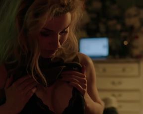 Pascale Drevillon naked - Pre-Drink (2017)