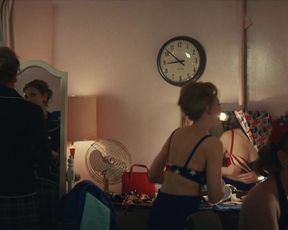 Cate Blanchett - Mrs. America s01(2020) Hot film scene