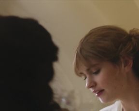 Lily_James__Tuppence_Middleton_-_War_and_Peace_s01e01 (2016)