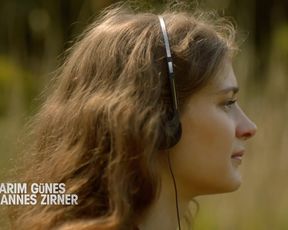 Rosmarie Rose, Amelie Hennig - Stralsund Blutlinien (2020) Naked scene of the film