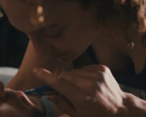 Alice de Lencquesaing - Lachez les chiens (2018) Sexy of staging scene